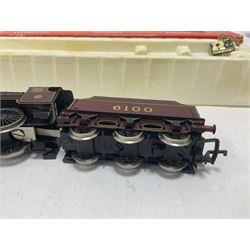 Rivarossi ‘HO’ gauge - 1348 4-6-0 ‘Royal Scot’ steam locomotive and tender no.6100 and four carriages comprising 2933, two 2934 and 2935 in maroon; in original boxes (5) 