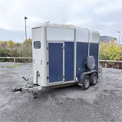 Ifor Williams HB505R horse trailer