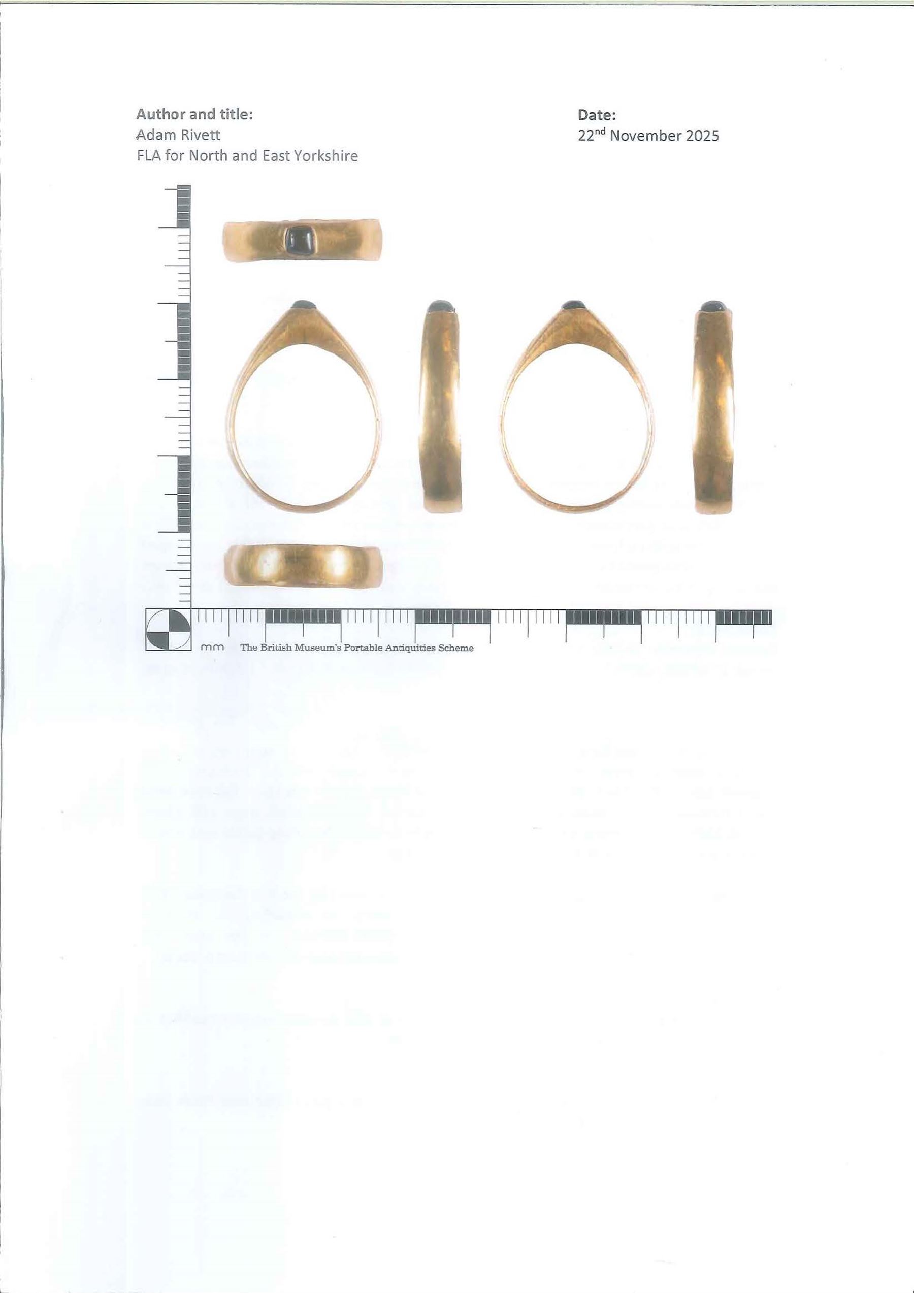 Medieval gold sapphire stirrup ring, circa. 1150-1500, the hoop of ‘D’ shaped cross-section, with raised triangular shaped bezel centred at the apex with a cabochon sapphire