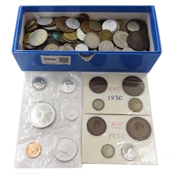 Coins including Canada 1867-1967 Centenary six coin set, Great British pre-decimal coinage and various World coins etc
