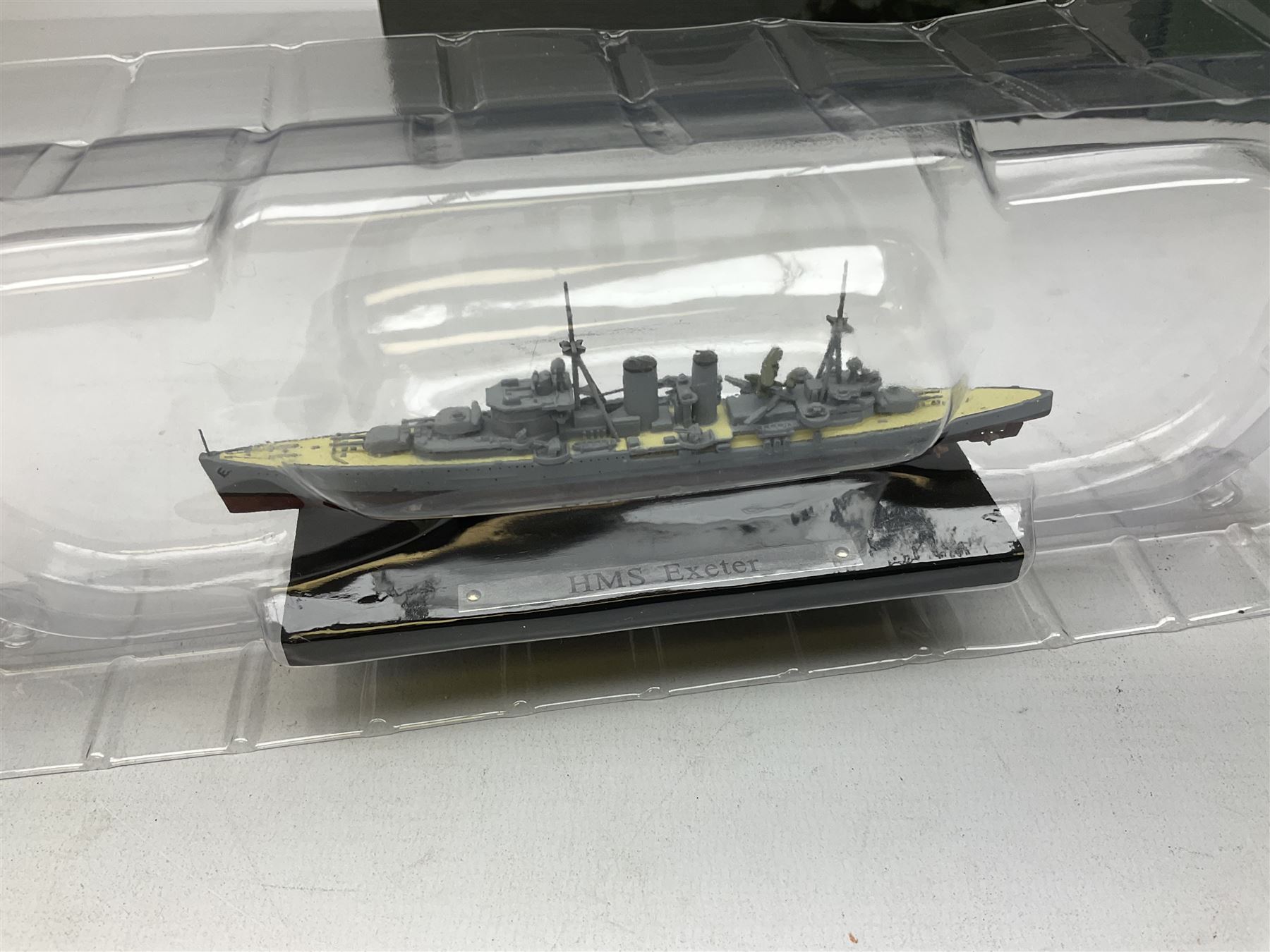 DeAgostini Atlas Editions - HMS Anson, HMS Exeter, HMS Renown, HMS Nelson, HMS Warspite, HMS Hood, Bismark, and USS Saratoga, all boxed; DeAgostini - Gneisenau, Blucher, and Prinz Eugen, packaged; together with ten further DeAgostini battleships, unboxed, and a Gilbow RMS Olympic model, boxed (qty)