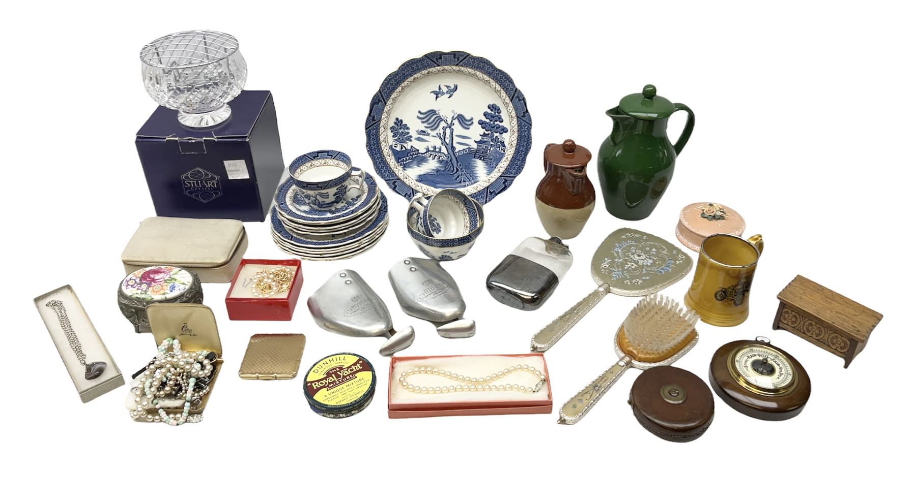 Booths Old Willow pattern plates, teacups and saucers, together with Stuart Crystal bowl with frog lid, small barometer and other collectables