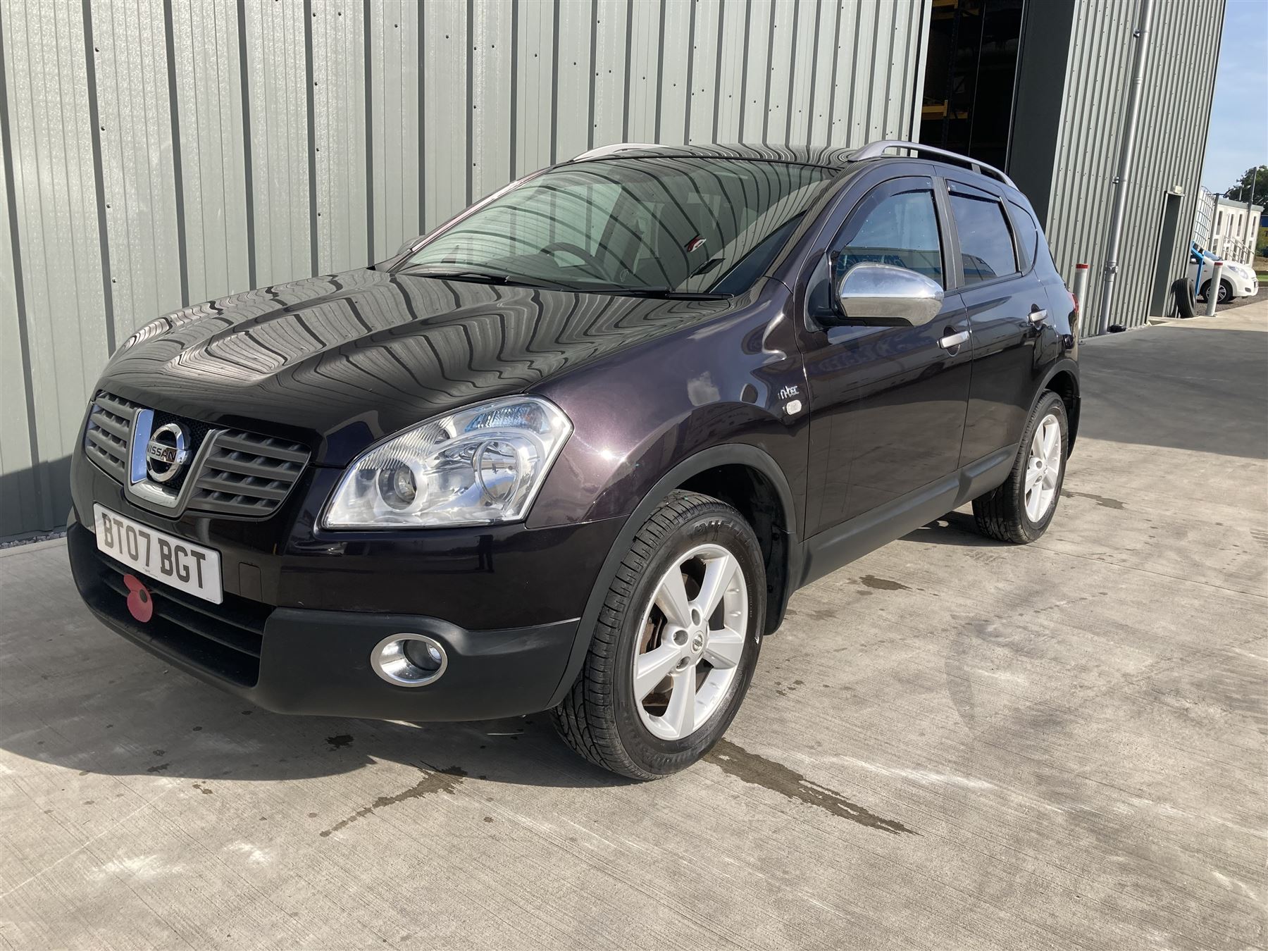 2009 Nissan Qashqai N-Tec 4WD CVT. 5 door hatchback, 4 wheel drive automatic, metallic black, 2 litre petrol, 2 keys, V5 present. Personalised plate BT07 BGT. Service History, New battery fitted. 45,600 miles. Selling on behalf of the executors of a local estate.

Alternative buyers premium rate applies of 10% + VAT. - THIS LOT IS TO BE COLLECTED BY APPOINTMENT FROM DUGGLEBY STORAGE, GREAT HILL, EASTFIELD, SCARBOROUGH, YO11 3TX