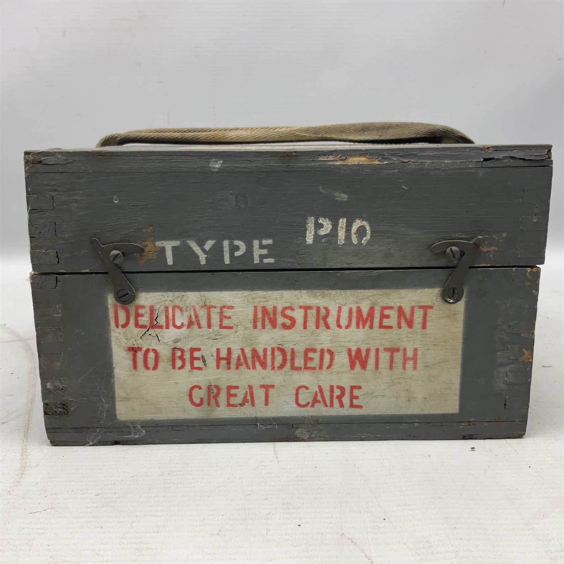  WWII period Type P10 aircraft compass, 16.5cm diameter brass rim marked “Type P10” and “No 1130B”, spring mounted onto brass base with Air Ministry plate marked “Crown A.M. No 6A.1671”; in original grey painted wooden box