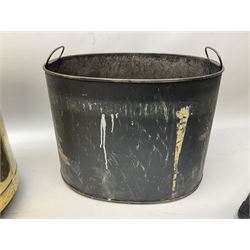 Brass coal scuttle with lid, pierced band and ring handles, raised on four shaped feet, H50cm