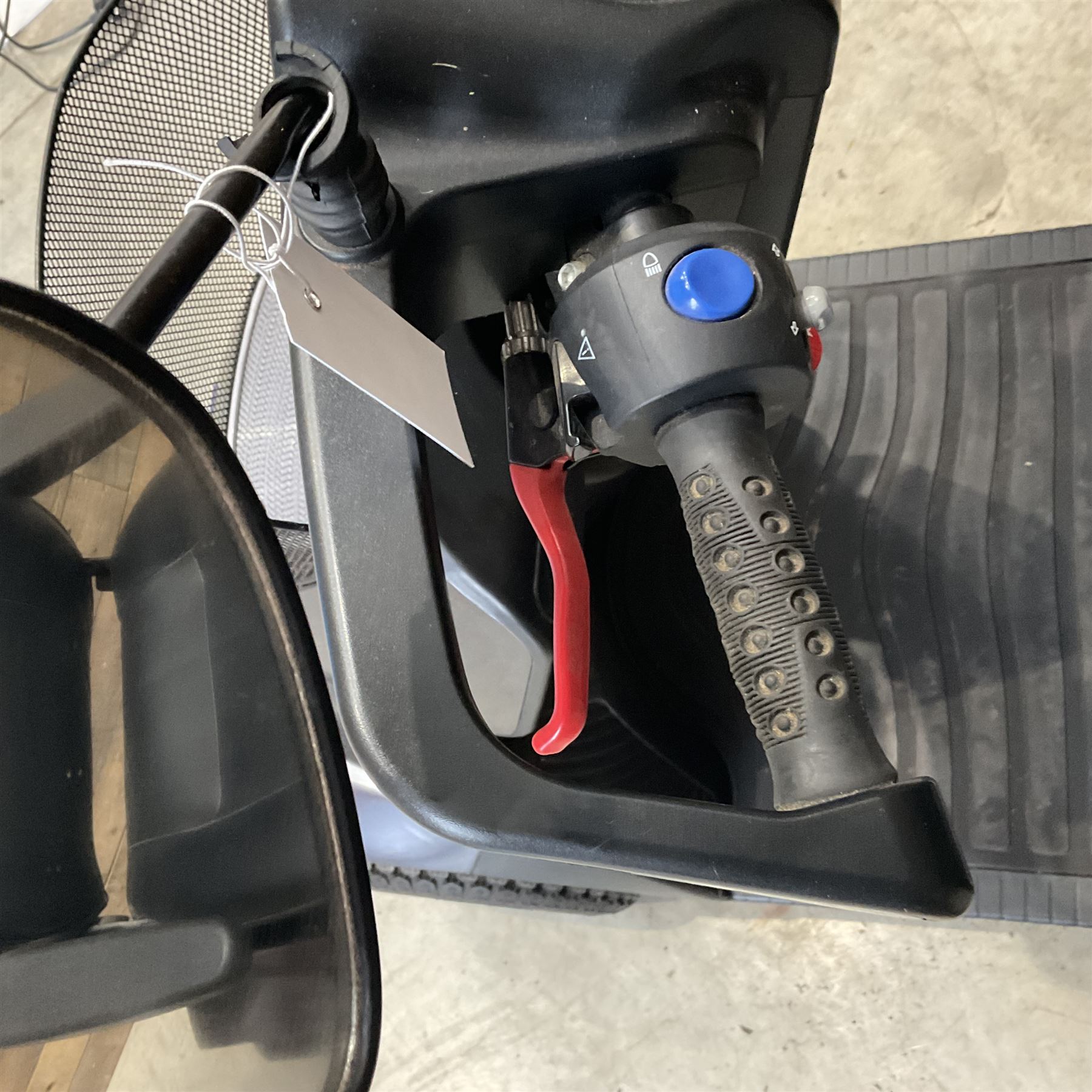 TGA BreezeS4 four wheel mobility scooter, 2020, with charger