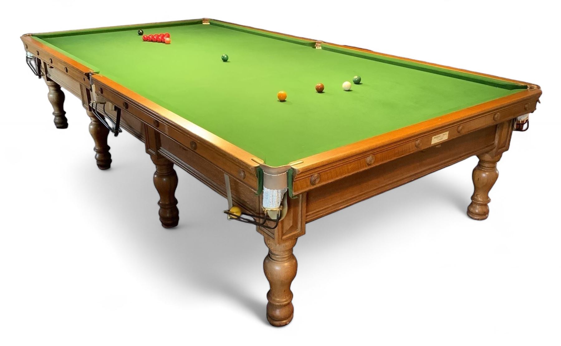Burroughes and Watts (Soho, London: 1839-1900) - late 19th century oak full size billiard or snooker table, on eight turned supports, thick slate bed.
Currently situated in storage, ready for delivery. Currently in storage. Sold as per image.