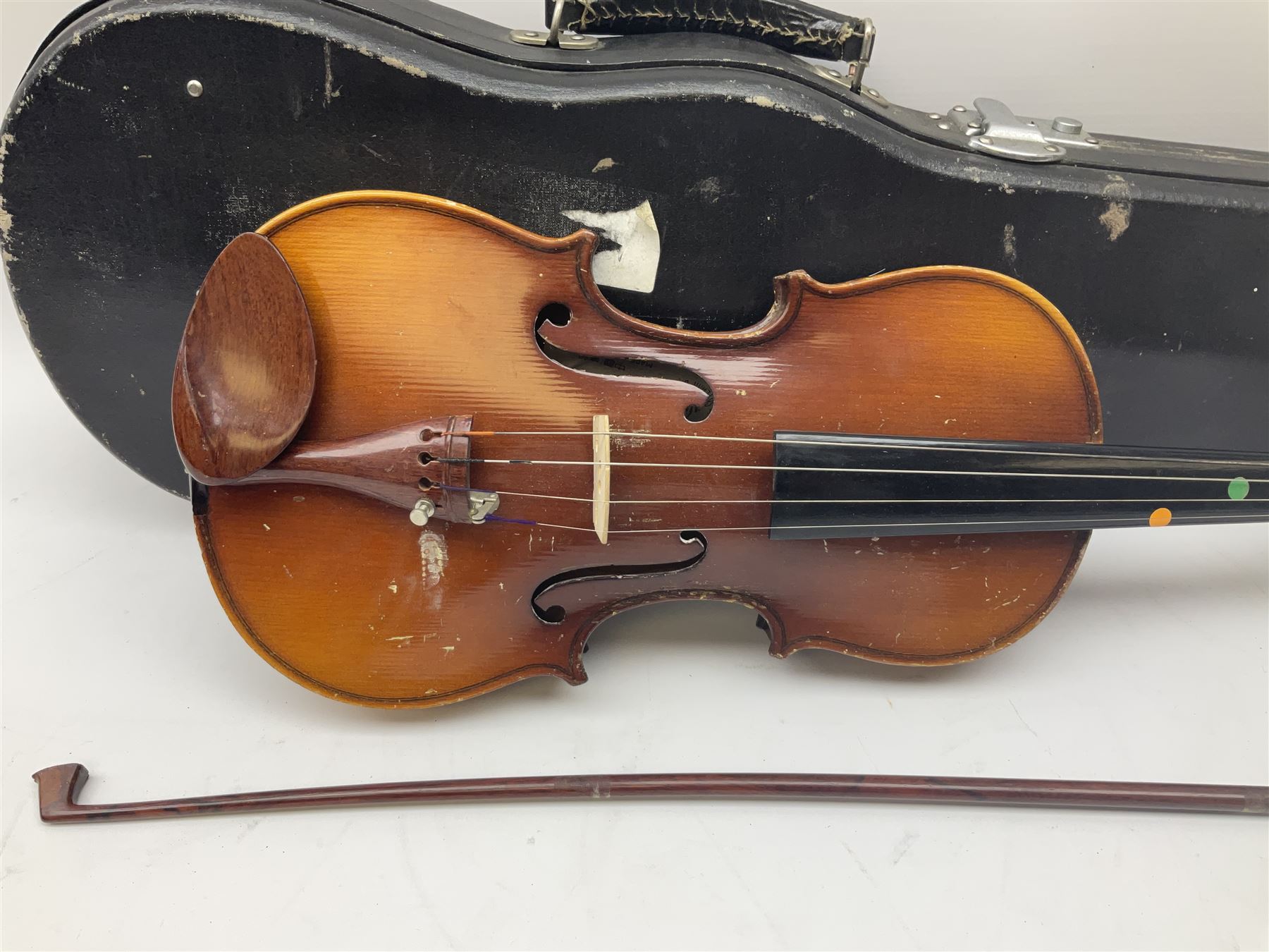 Skylark childs violin and bow, case, together with two other bows, an acoustic guitar and German Auto-Harps zither with floral decoration.   