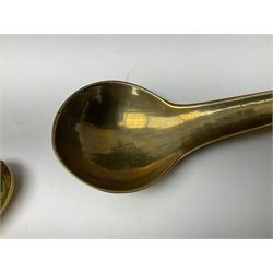 George III oak spoon rack and candle box, the rectangular backplate with shaped  pediment and two six aperture spoon racks, above a candlebox with hinged cover, with various brass spoons and a pair of brass candle snuffers, H56.5cm, W35cm, D14cm 