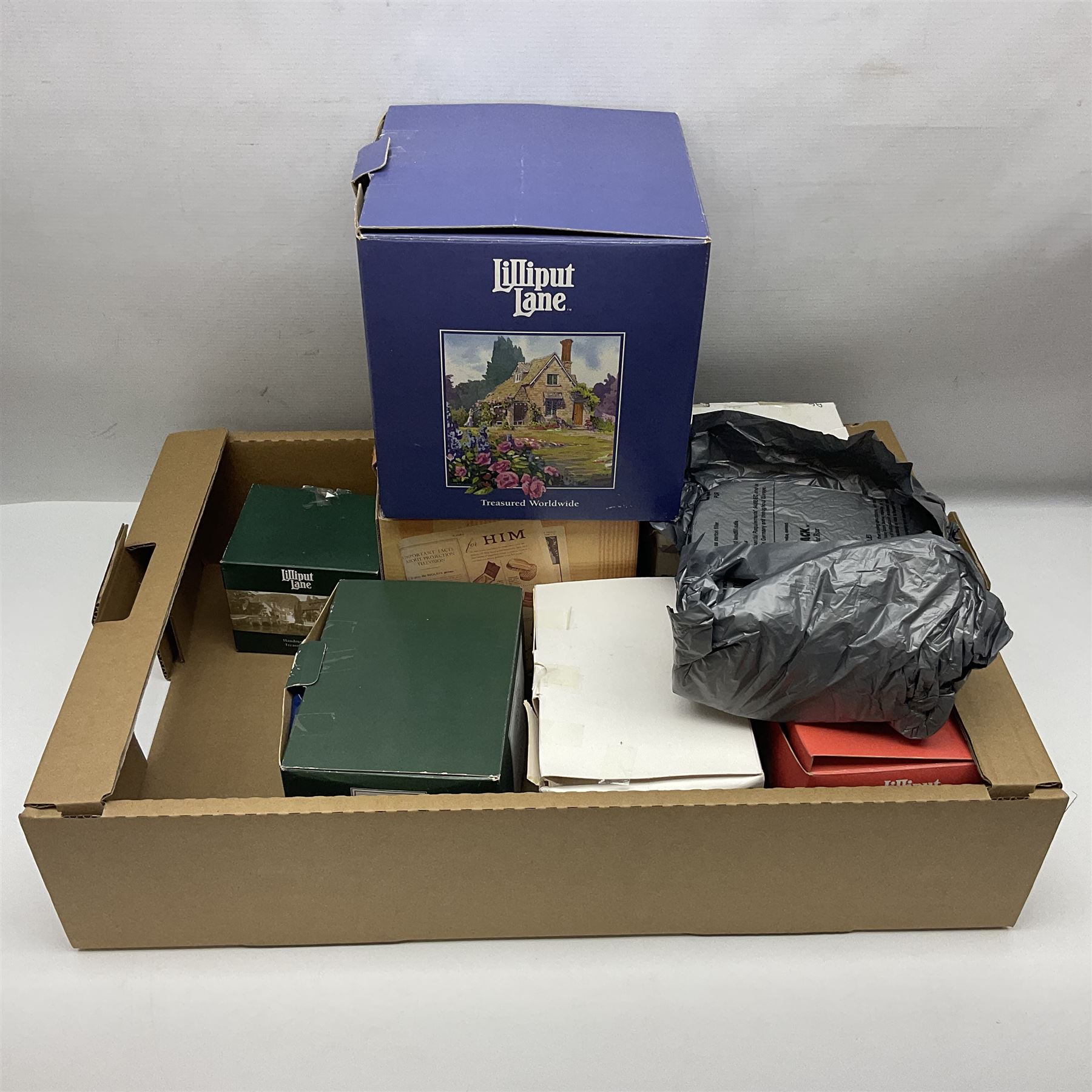 Ten Lilliput Lanes, to include Sleigh Bells, Short Back and Sides, Crook Hall Gardens, Loch Ness Lodge, Le Petit, etc, nine with original boxes  (10)