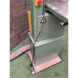 Startrite 301S bandsaw in green  - THIS LOT IS TO BE COLLECTED BY APPOINTMENT FROM DUGGLEBY STORAGE, GREAT HILL, EASTFIELD, SCARBOROUGH, YO11 3TX