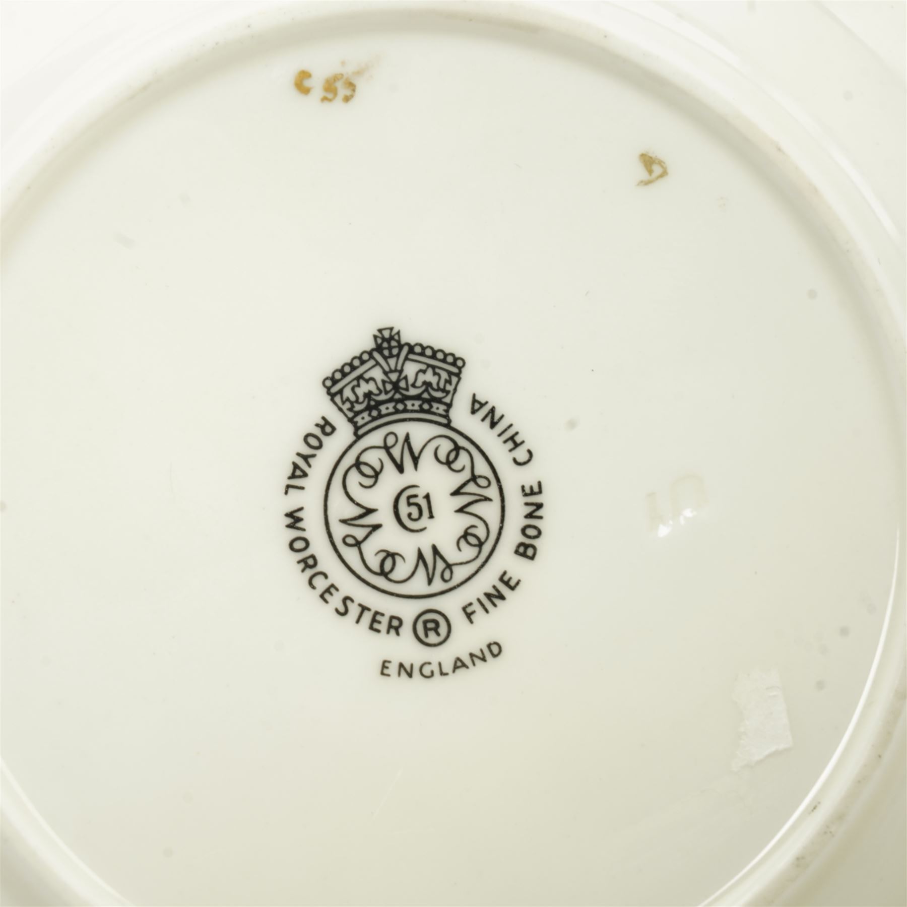 Royal Worcester porcelain cabinet plate by Alan Telford painted with apples and blackberries on a mossy bank within a gadrooned gilt border, signed Telford D15cm