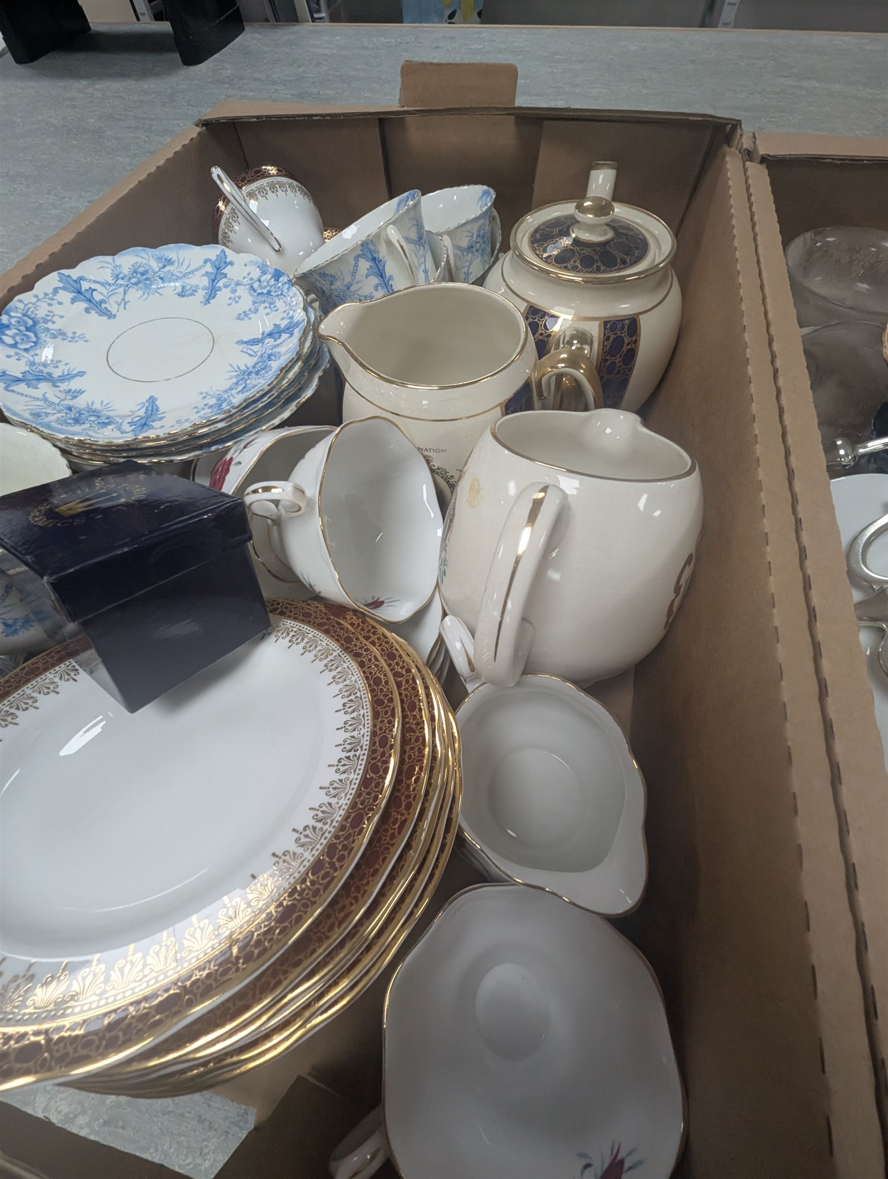Royal Stafford part tea service, transfer printed Chinese blue and white plate, Pendelphin figures, Kundo clock, etc in three boxes