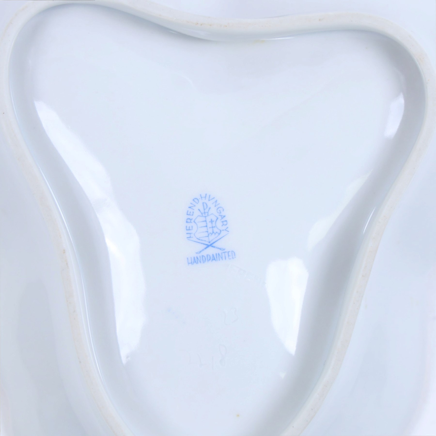 Herend, Hungary - Pair of ducks in blue fishnet decoration, together with goose in the same design and Herend trinket dish decorated with birds and insects, goose H11cm 