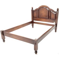 Royal Oak Furniture Co cherry 4ft6 double bedstead