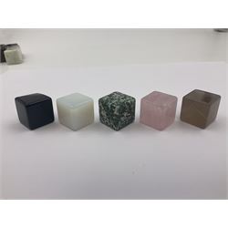 Fifteen cube mineral specimens, each cut and polished to highlight natural formations, including tiger eye, black obsidian, green aventurine, rose quartz, opalite, rhodonite etc, H2cm 