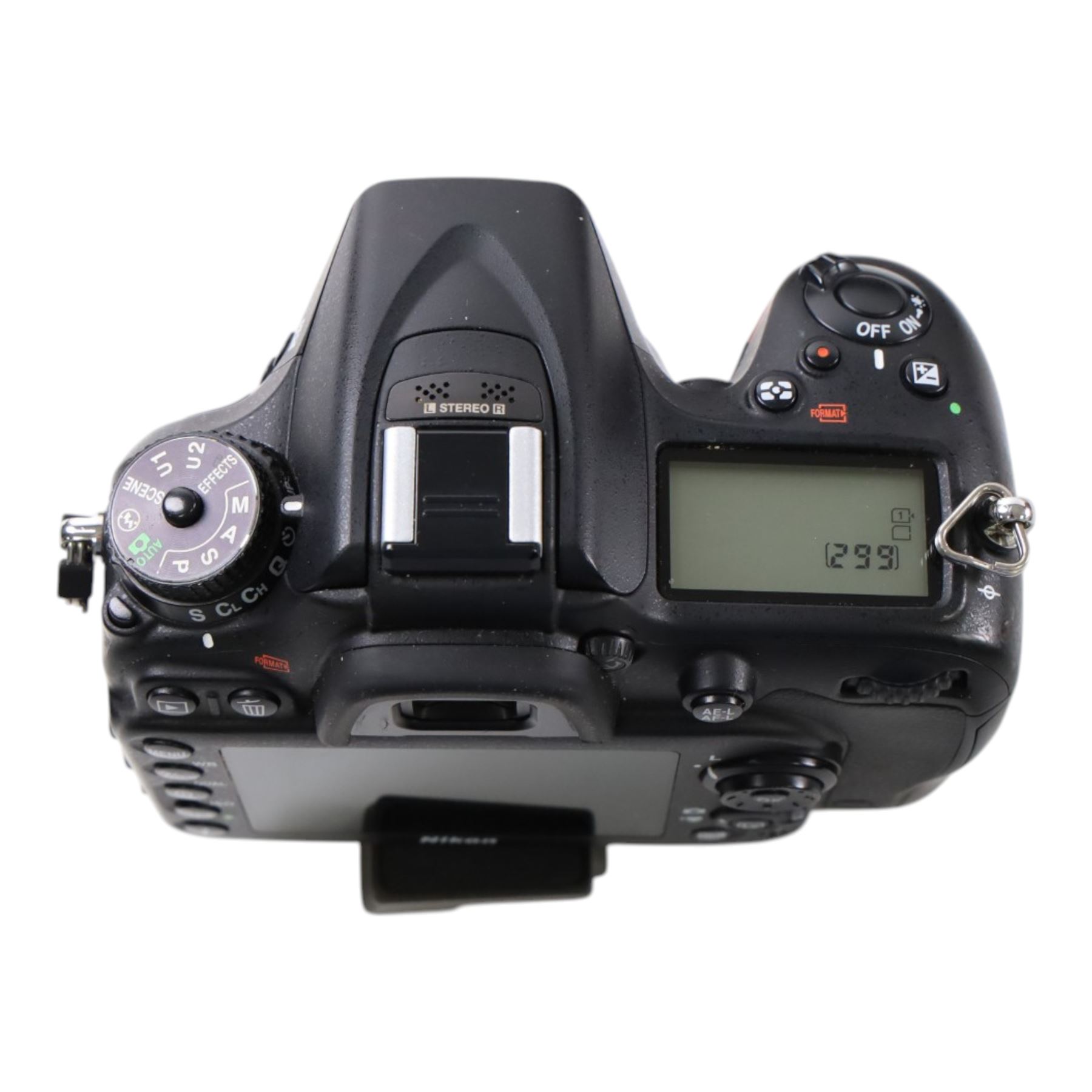 Nikon D7100 DSLR camera body, serial no. 2522259, with an AF-S Nikkor 18-105mm 1:23.5-5.6G ED lens, boxed with strap