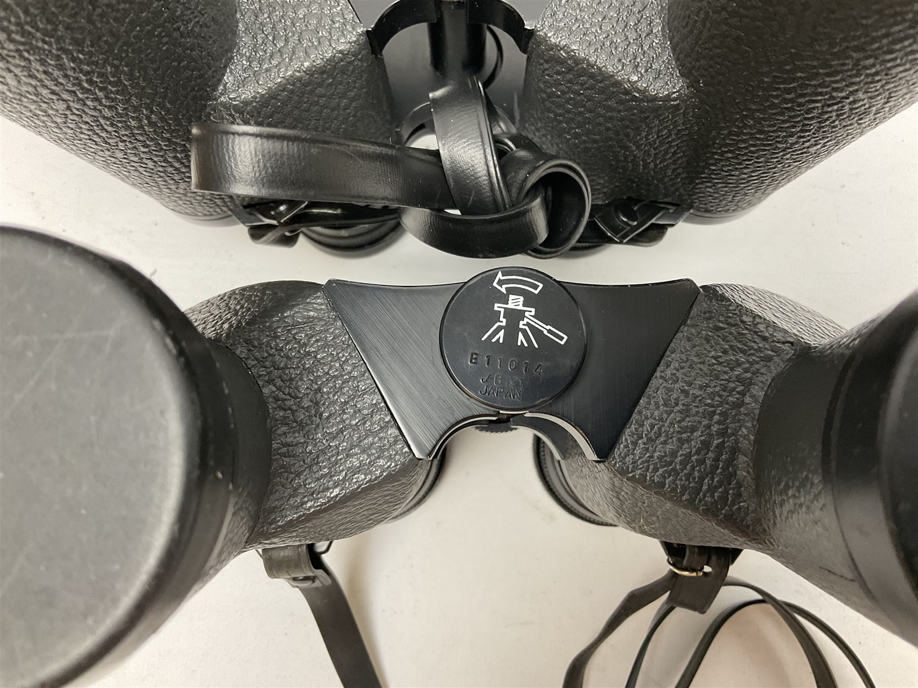 Eleven pairs of Swift binoculars, to include Greens 8x40, Saratoga 8x40, two pairs of Newport Mk II 10x50, Newport 10x50, Saratoga Mk II 8x40, Audubon 8.5x44, etc, 