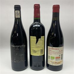 Mixed wine, comprising two bottles Les Jamelles 2009 Reserve Mourvedre, 750ml 13.5% vol, Joan d'Anguera 2015 Altaroses, 75cl 14% vol, Roc de Lussac 2010, Lussac-Saint-Emilion, 750ml, 14% vol and Rhebokskloof, 1997 Gamay Noir, 750ml, 13.5% vol (5)