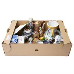 Japanese tea service, Leonardo collection boxed teacup and saucer, Delft style jug etc