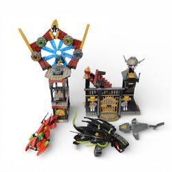 Lego Atlantis no. 8078, built with box and instructions, together with other Lego Atlantis sets including 8057, 8075, 8060, 8059 with minifigures and instructions
