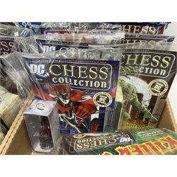 Eaglemoss DC Chess Collection - thirty=-two magazines with models each as issued in unopened plastic bags (32)