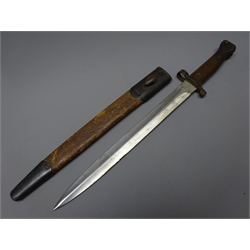  British Bayonet, 30.5cm steel blade with wooden slab grip, L42.5cm, in leather and steel scabbard  