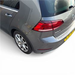 VW Golf, 2 Litre diesel, Automatic, 2018, Grey, MOT till 04/04/2026, 95.500 miles (KT67 NYB) - Car play, Parking sensors - this vehicle is subject to 10% plus VAT buyers premium (12% in total)