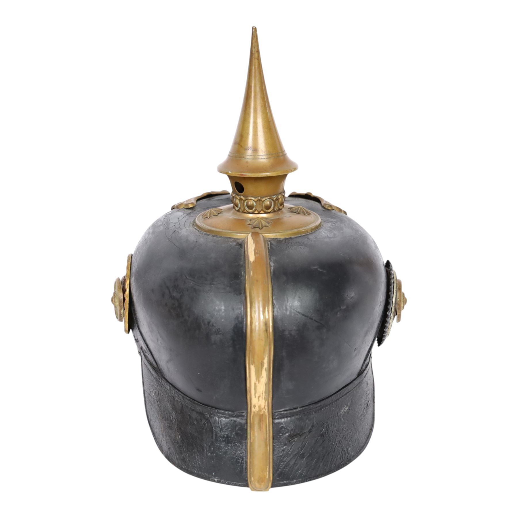 WWI Prussian Pickelhaube, Baden Infantry Regiment, the black leather skull with detachable brass spike, the circular base plate set with four star retaining studs, brass eagle helmet plate, both sides with red and black cockades