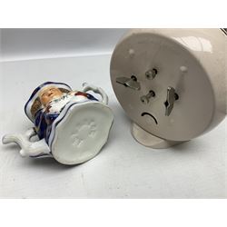 9ct gold agate brooch, gold ring, silver brooch, silver marcasite ladies manual wind wristwatch, collection of costume jewellery and a Smiths Timecal Noddy alarm clock etc 