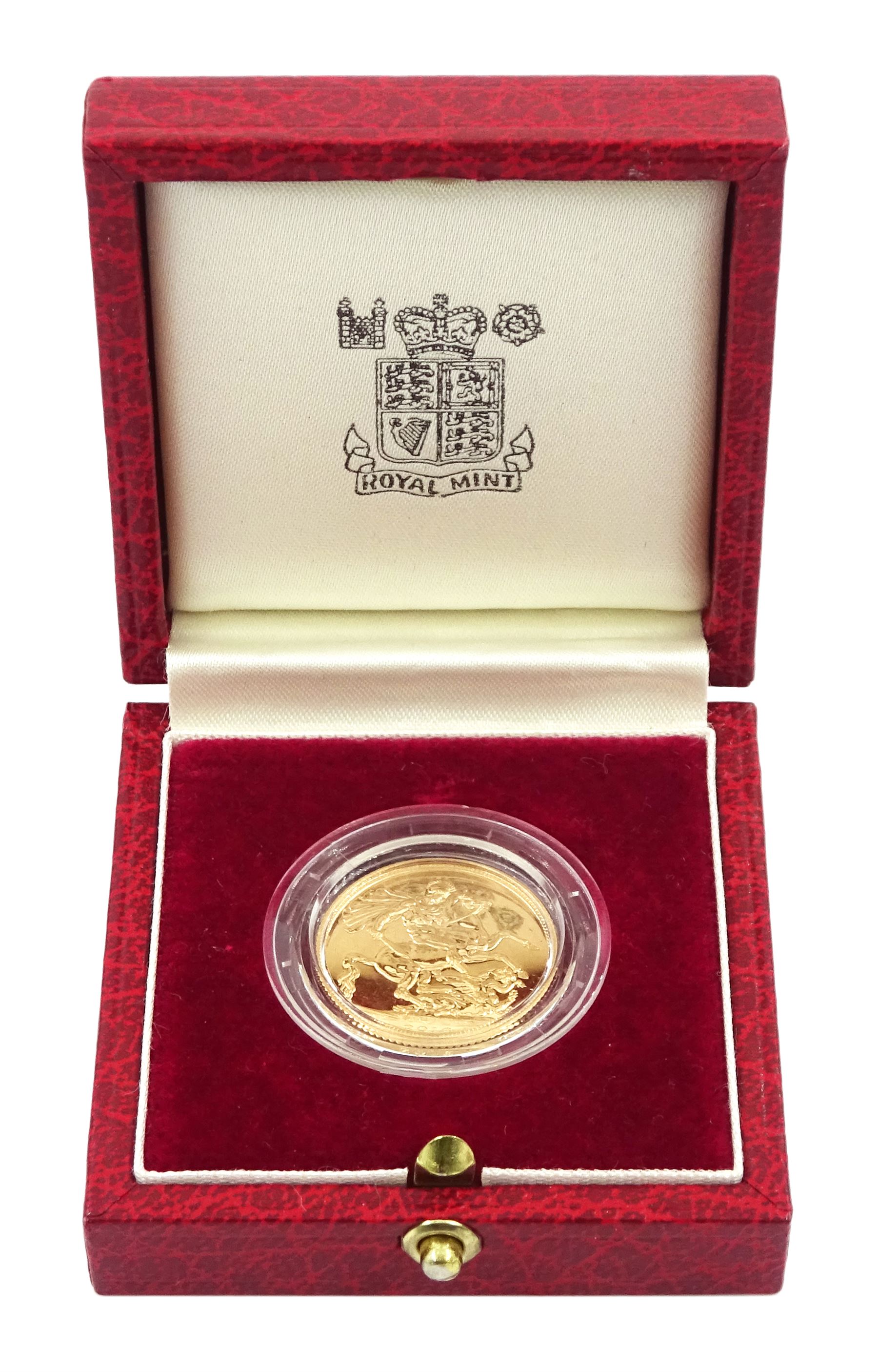 Queen Elizabeth II 2016 gold full sovereign coin, housed in The Royal Mint case without certificate