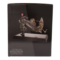 Gentle Giant limited edition Star Wars Darth Maul with Bloodfin statue, no. 8130, limited edition no. 1398/2250, boxed with certificate of authenticity