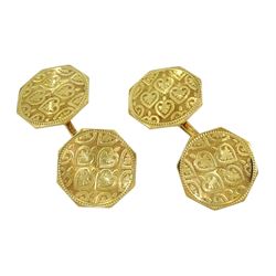 Pair of gold cufflinks, stamped 14K, approx 7.35gm