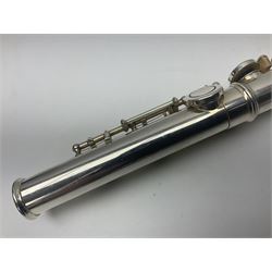Buffet Crampon & Co Cooper Series II silver plated flute, serial no.020804739; in fitted hard case and outer carrying case