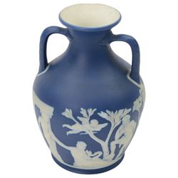 Wedgwood dark blue Jasperware Portland twin handled vase, decorated with classical figures, H21cm