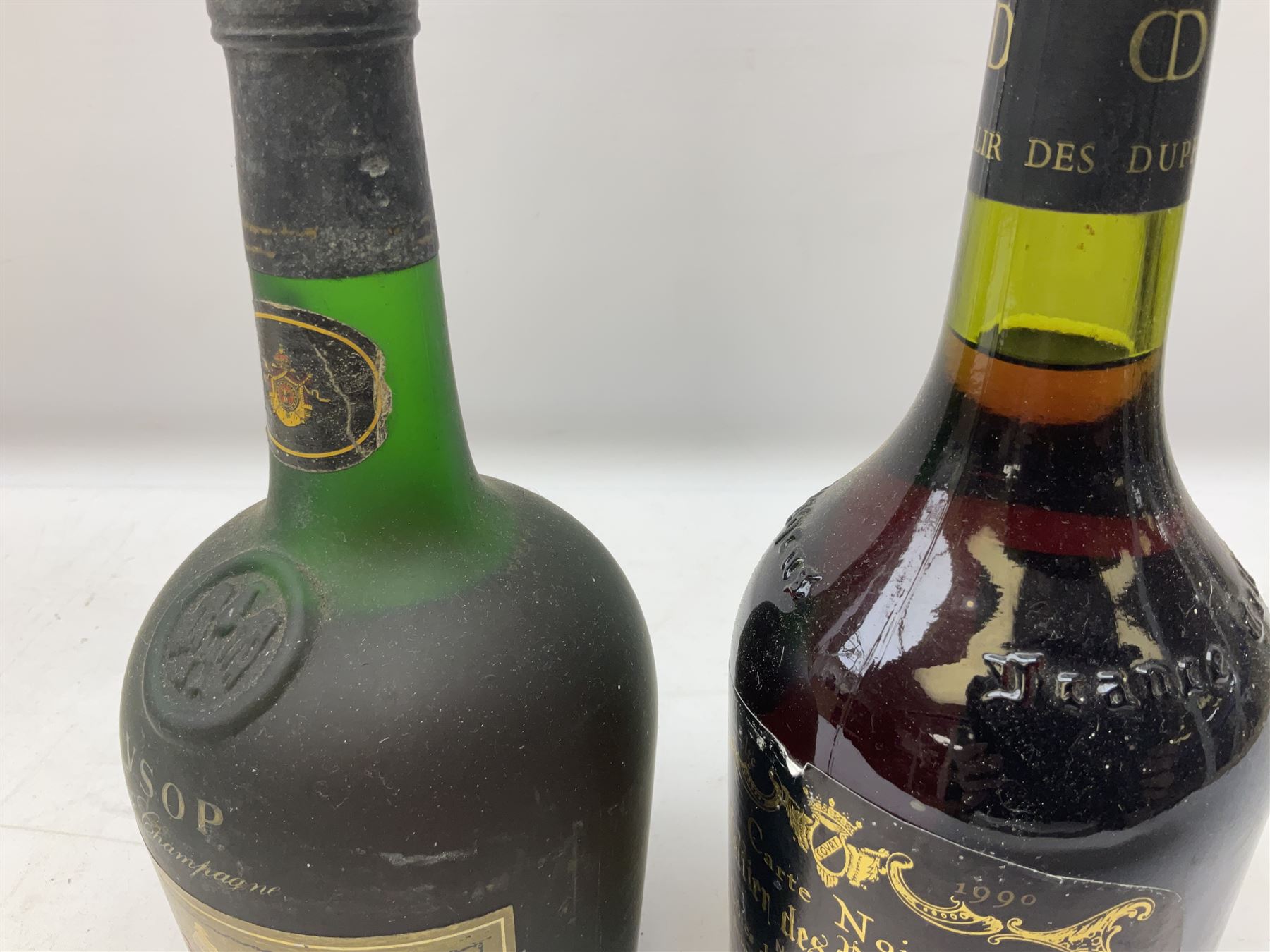 Mixed alcohol including, Carte Noire Cellien des Dauphins 1990 red wine, 75cl 13.5% vol, Dujardin Golden Keys blended grape brandy, contents and unknown proof, Special Reserve fine Scotch whisky, 1l, 43% vol and two others of various contents and proof 