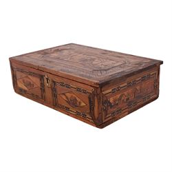 Napoleonic prisoner of war straw work box, the exterior with panels of buildings in geometric borders, the interior of the hinged lid opening to reveal two compartments with hinged covers decorated with flowers, H8cm, D16cm