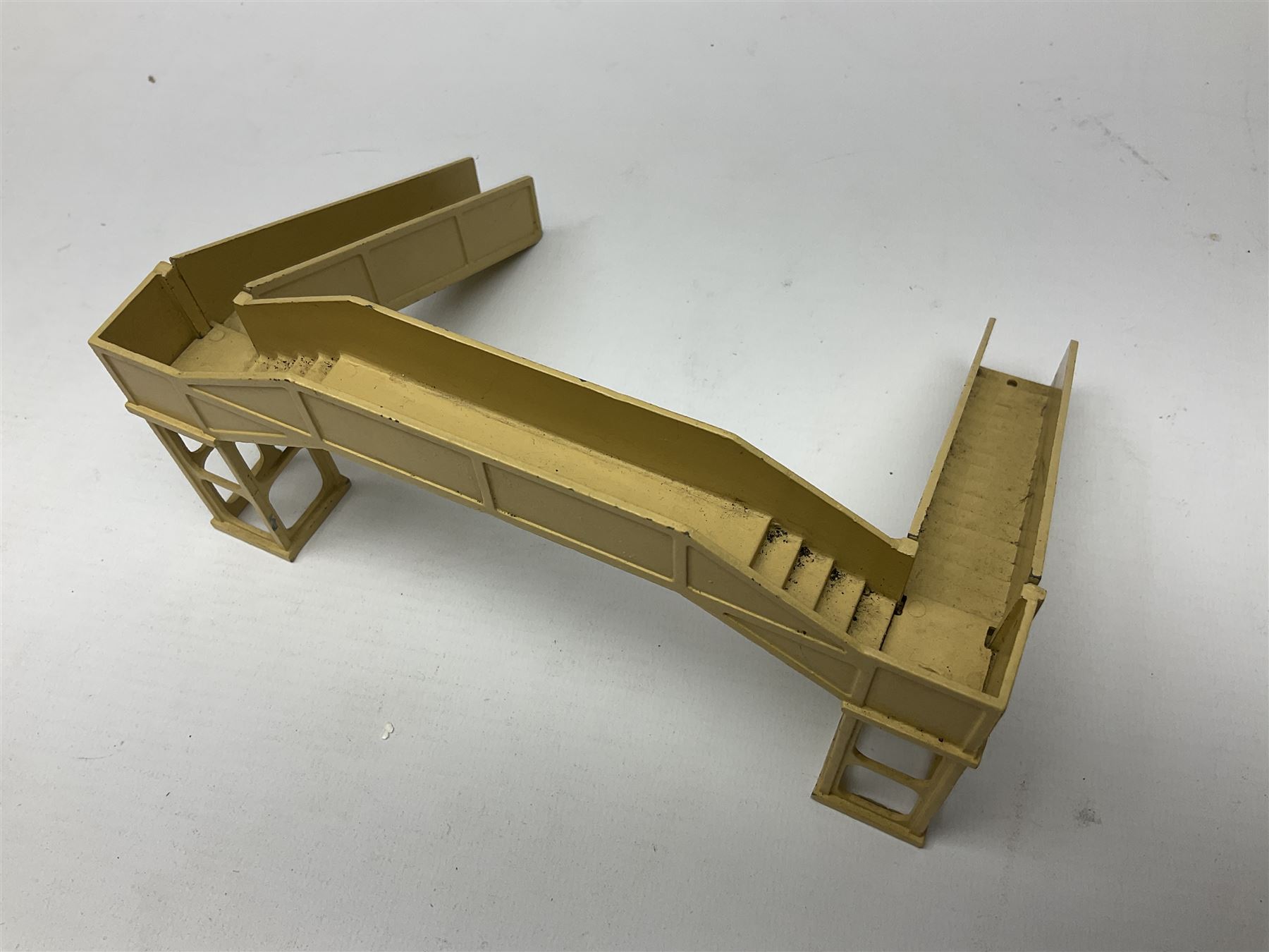 Hornby Dublo - two stations, signal box, 3-piece platform, footbridge, girder bridge etc; and other die-cast trackside and station accessories; all unboxed