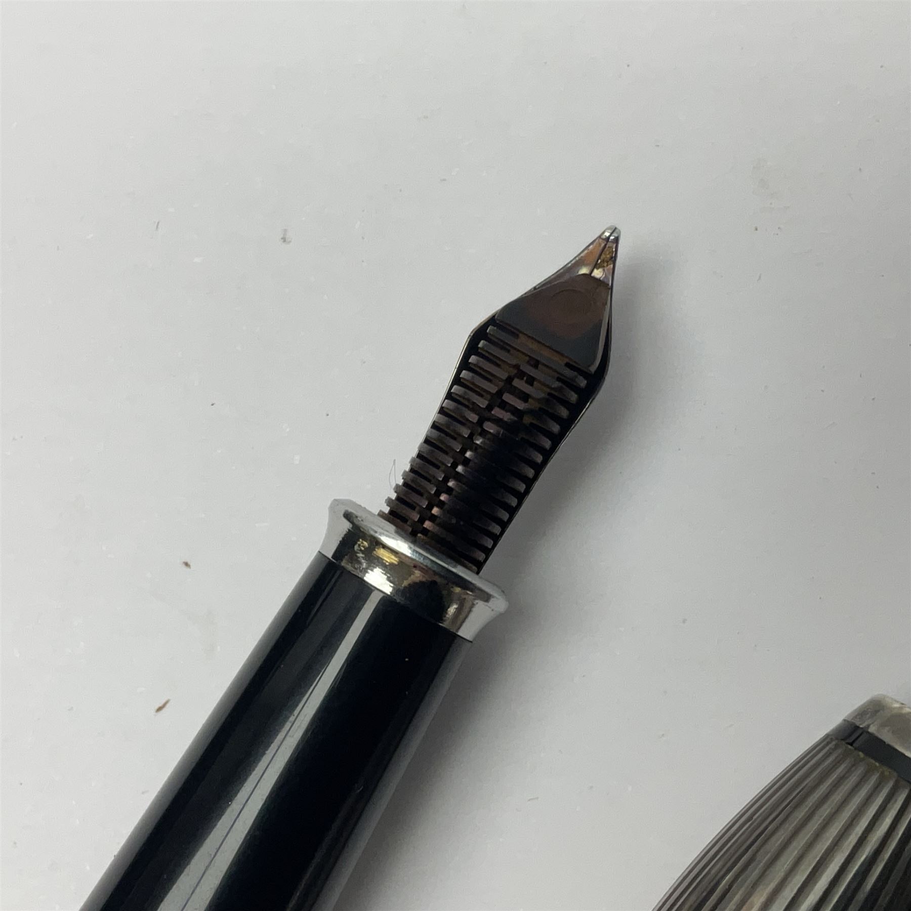 Cross sterling silver fountain pen, having fluted barrel and cap, stamped 