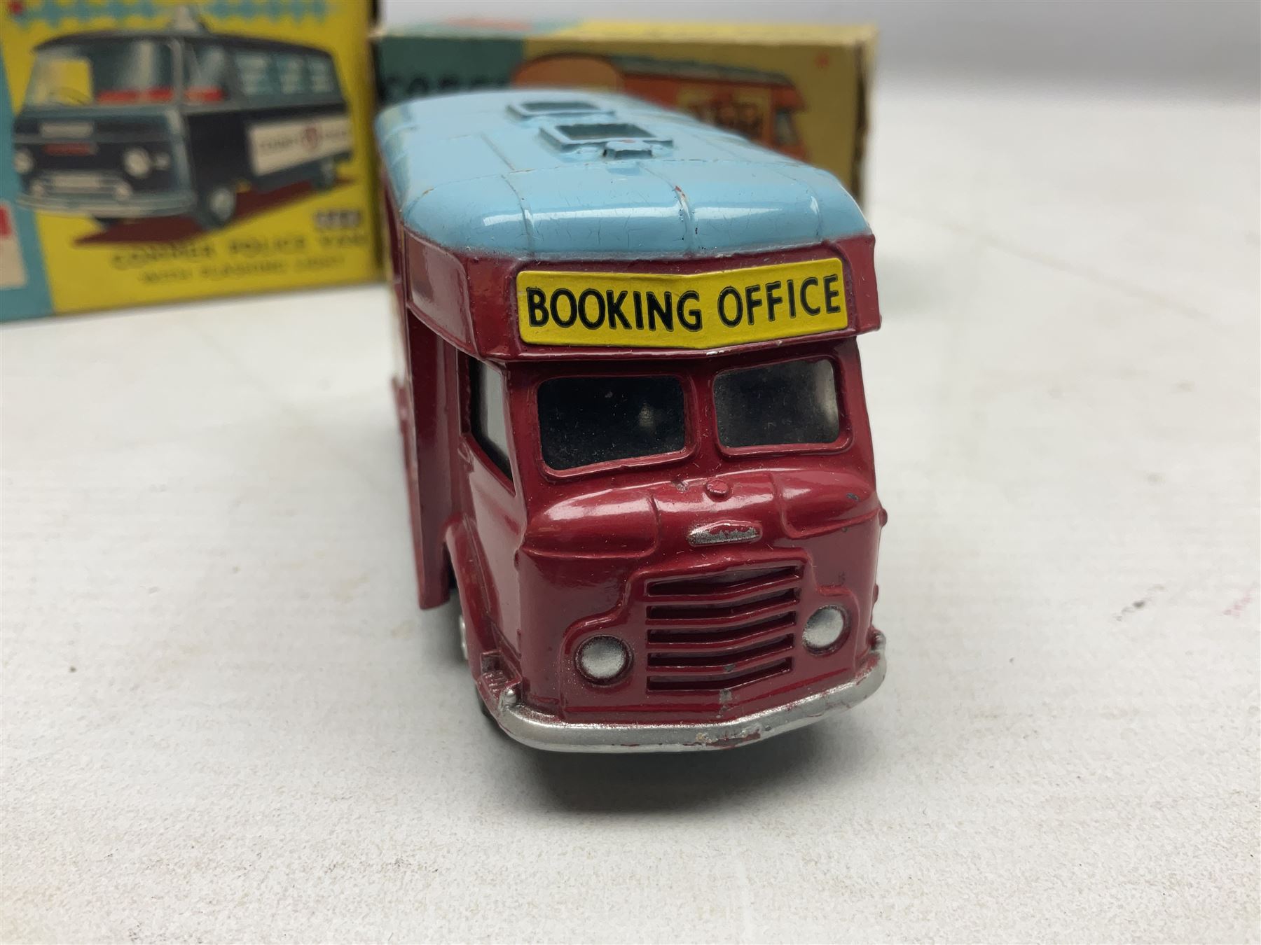 Corgi - Commer Police Van with flashing light No.464 and Chipperfield's Mobile Booking Office No.426; each in original box with paperwork (2)