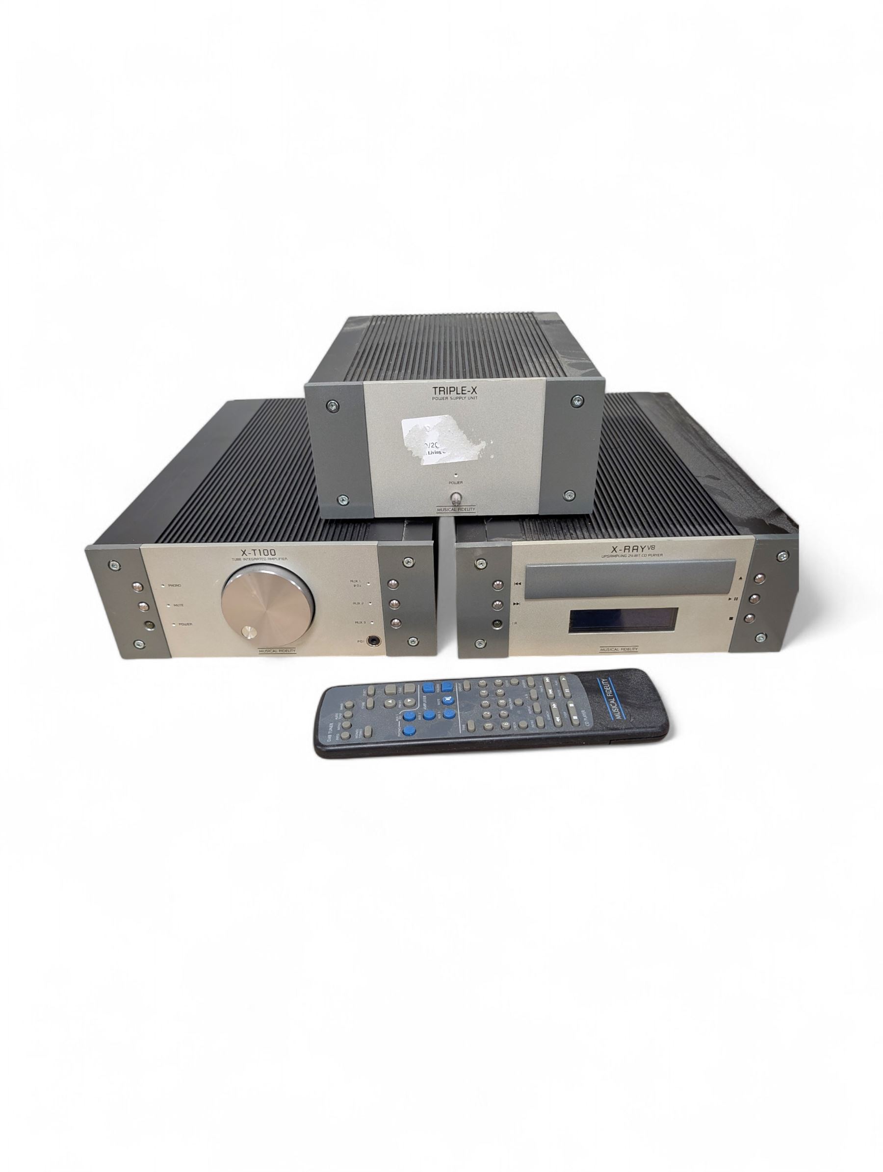Triple X power supply unit, X-Ray V8 Upsampling 24-bit CD player and an X-T100 tube integrated amplifier, with wiring and accessories