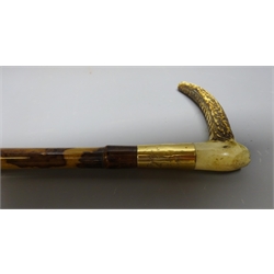 Edwardian bamboo Riding Crop with antler handle, 15ct gold collar inscribed 'Cyril Fuller from R.N. J & C F, July 26 1902', hallmarked London 1901, L77cm  