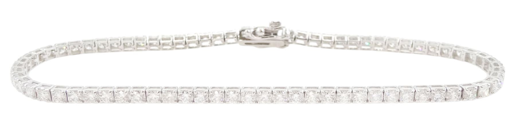 18ct white gold round brilliant cut diamond bracelet, stamped, total diamond weight approx 2.55 carat