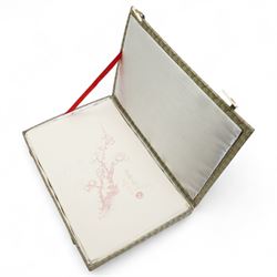 Box of Chinese Peking poetry paper decorated with woodblock prints