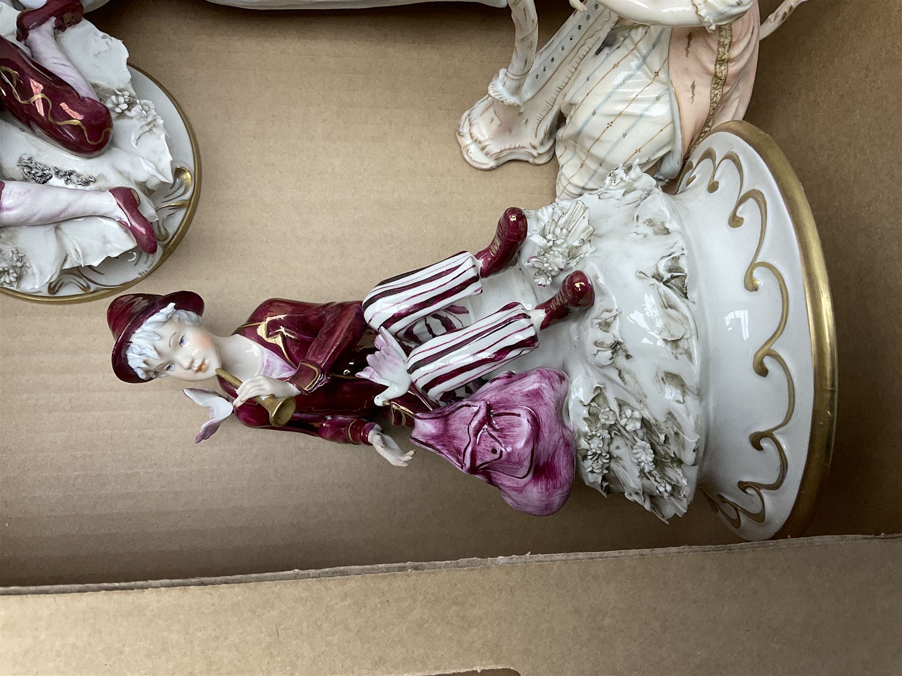 Bradford Exchange 'Shakespearean Lovers' collectors plates, continental figures, Royal Doulton and Dartington Crystal glassware and other ceramics and collectables, in three boxes