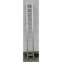 Aluminium Youngman extending ladders (3.66-6.27M)