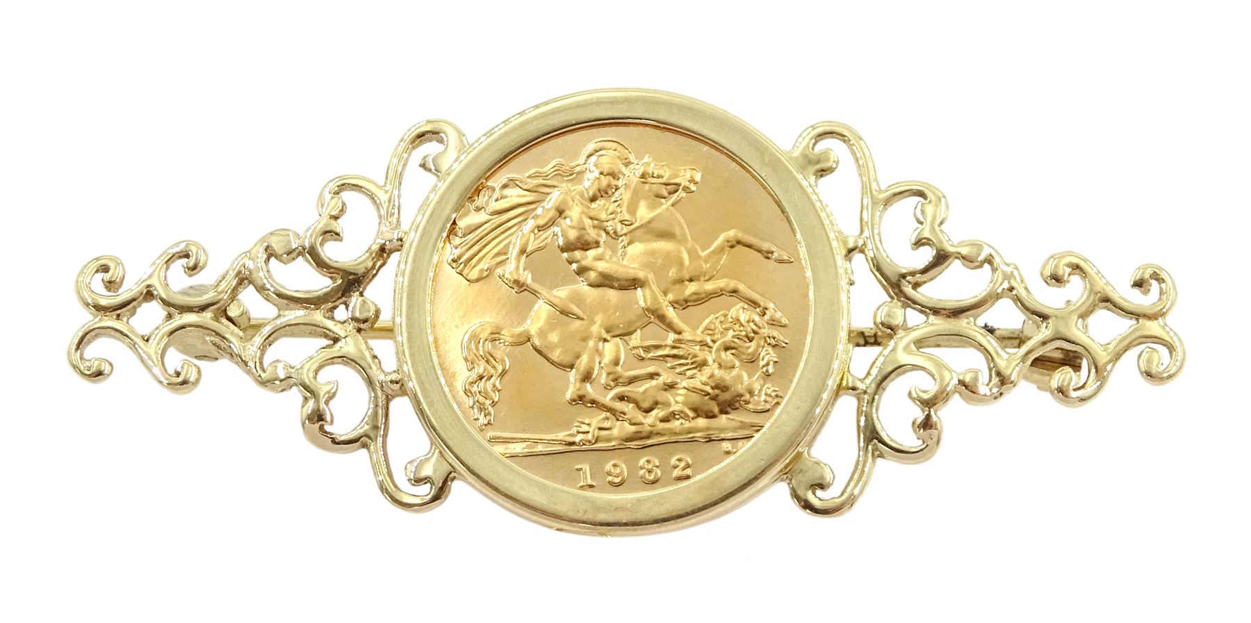Queen Elizabeth II 1982 gold half sovereign coin, loose mounted in 9ct gold brooch, hallmarked
