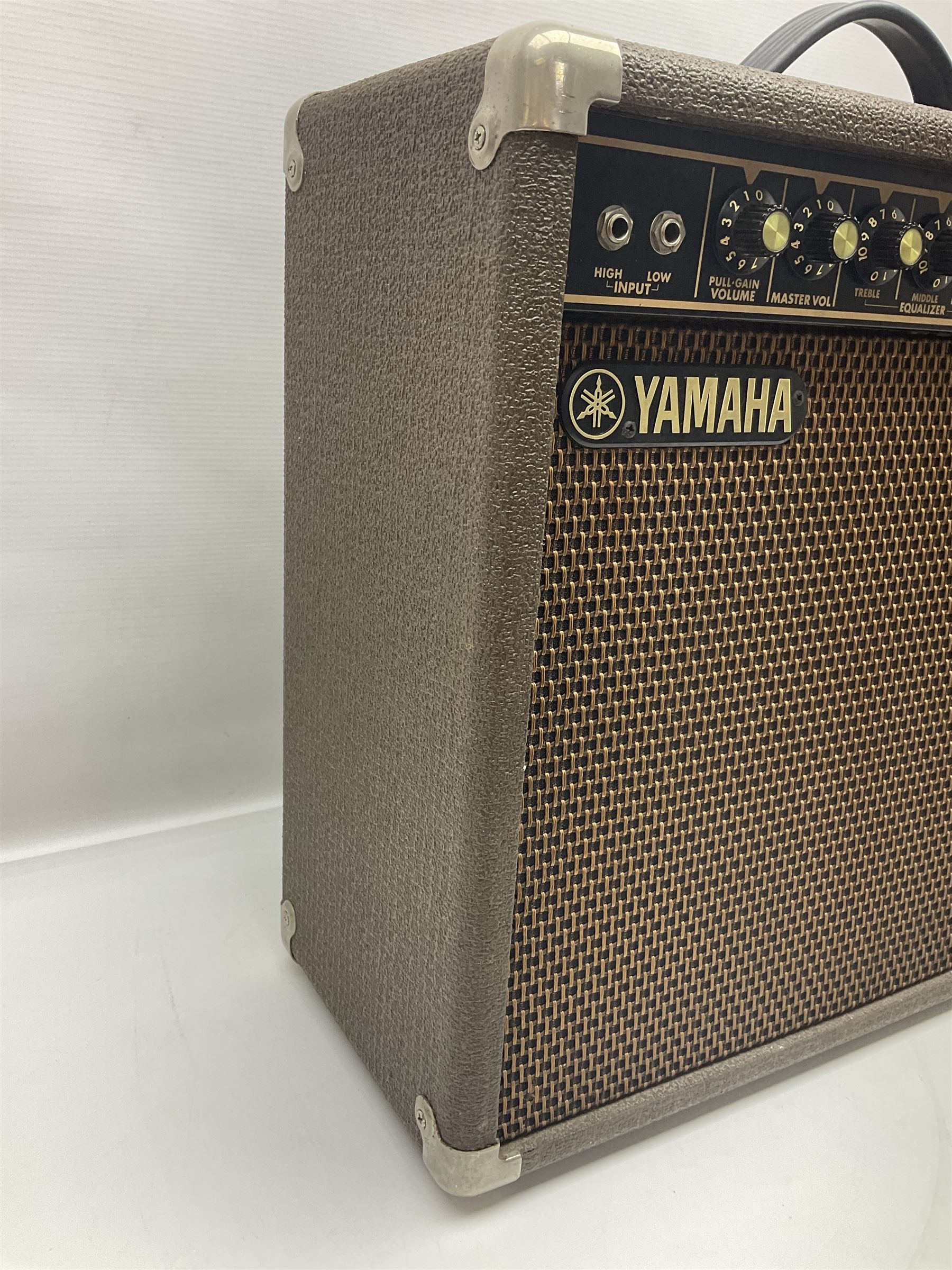 Yamaha JX30 guitar amplifier in brown case, serial no.14481; L47cm