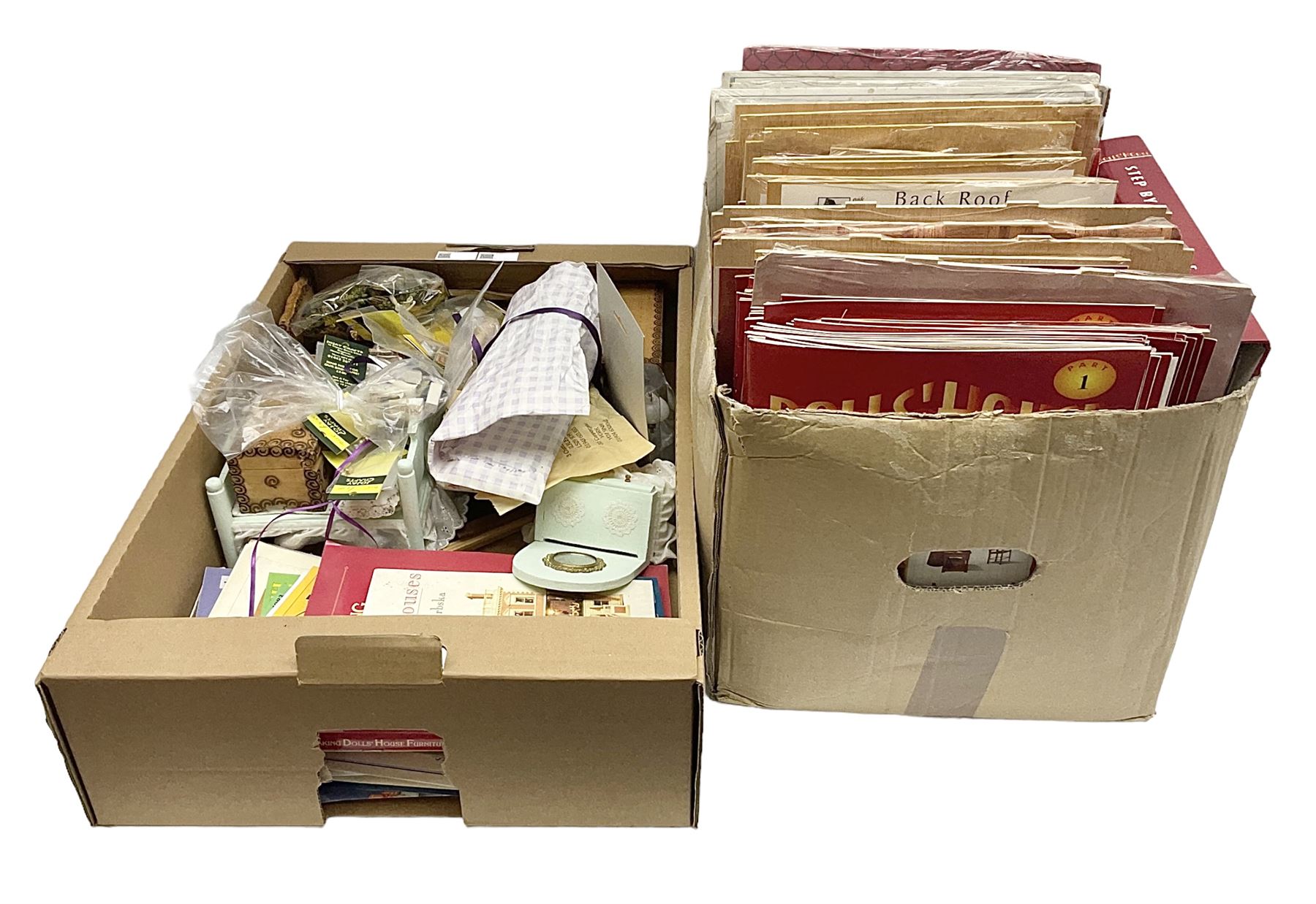 Del Prado Dolls House Step-by-Step Guide: Issues 1-110 (lacking 54,63,76,77 & 105); quantity of dolls house catalogues and booklets; and quantity of dolls house furniture and accessories