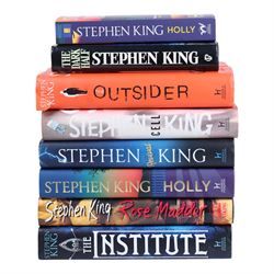 Eight Stephen King novels, to include 1995 first United States edition 'Rose Madder' hardback, collectors edition 'Holly' hardback, and four other first editions